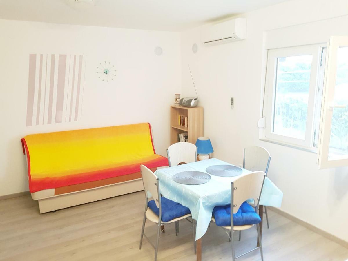 Apartment Brigitte ヴーシ エクステリア 写真